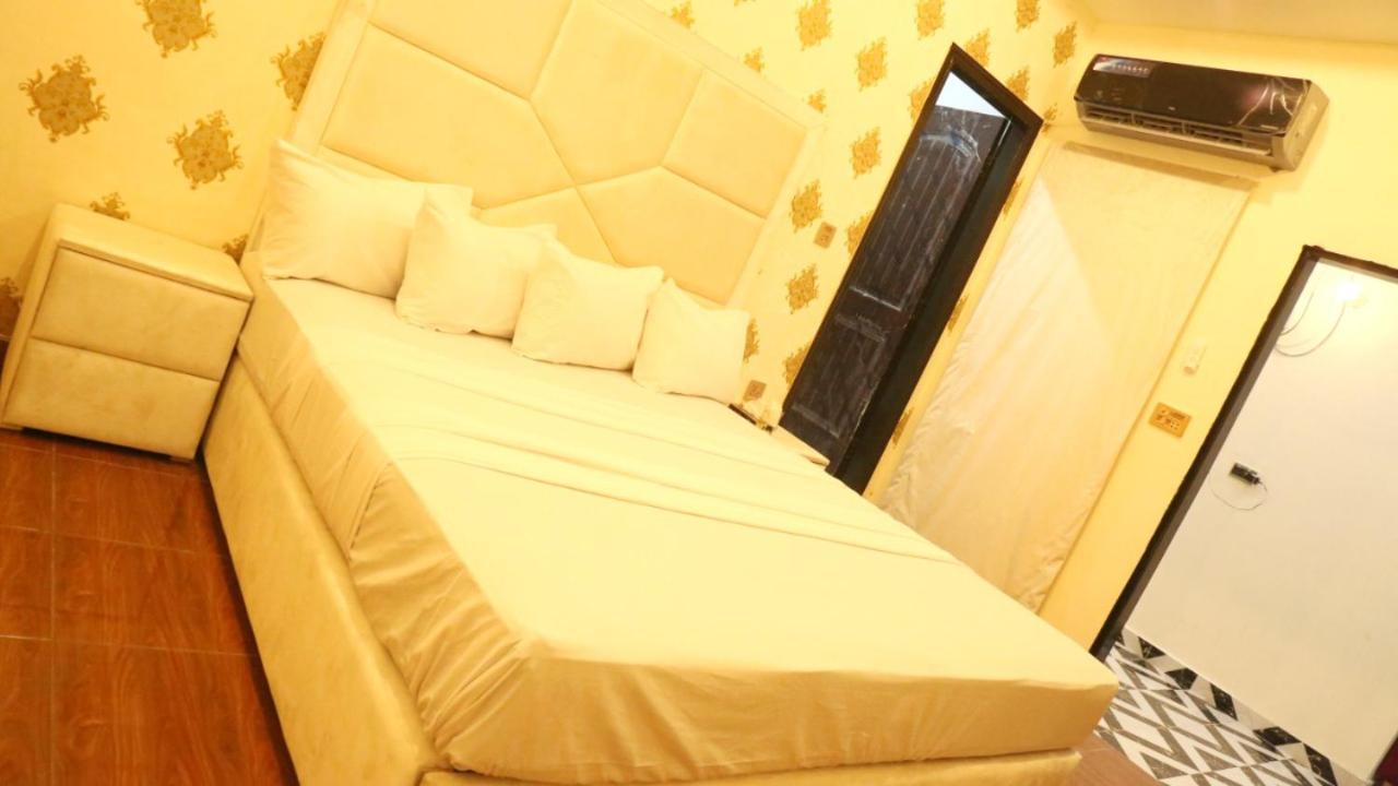 Hotel De Smart Multán Kültér fotó