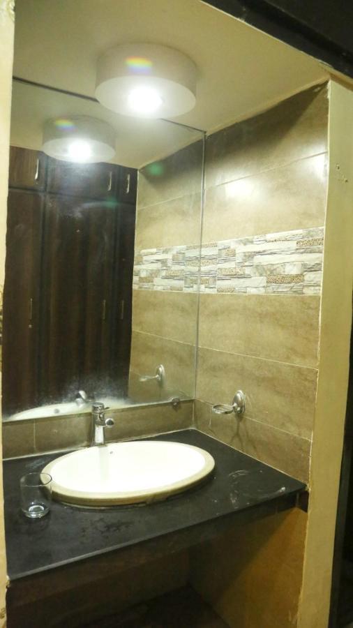 Hotel De Smart Multán Kültér fotó