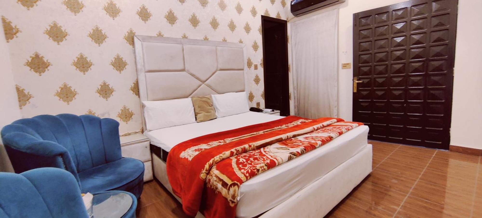 Hotel De Smart Multán Kültér fotó